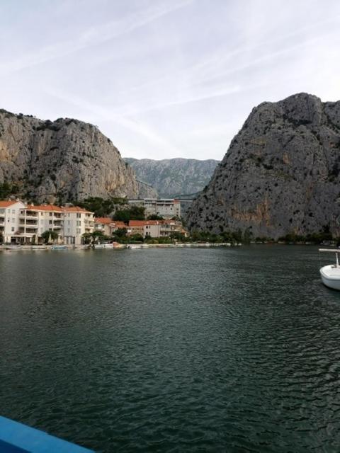 Sea View Panorama Apartment L Omis Bagian luar foto